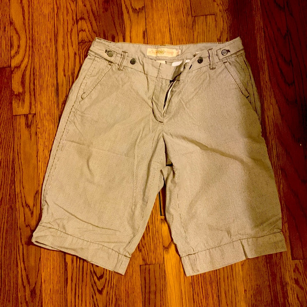 JCrew Bermudas Classic Twill 6
